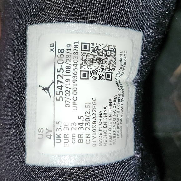 Air Jordans size 4 - Picture 7 of 7